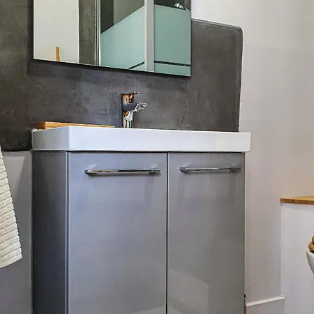 Apartment Charming With View Of The Abbaye-aux-hommes Caen